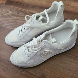 louis vuitton sneakers NEW